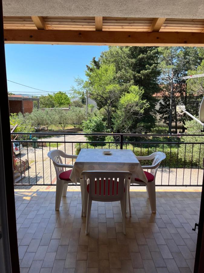 Apartmani Sekana Starigrad Paklenica Exterior photo