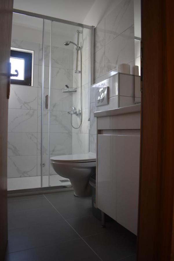 Apartmani Sekana Starigrad Paklenica Exterior photo